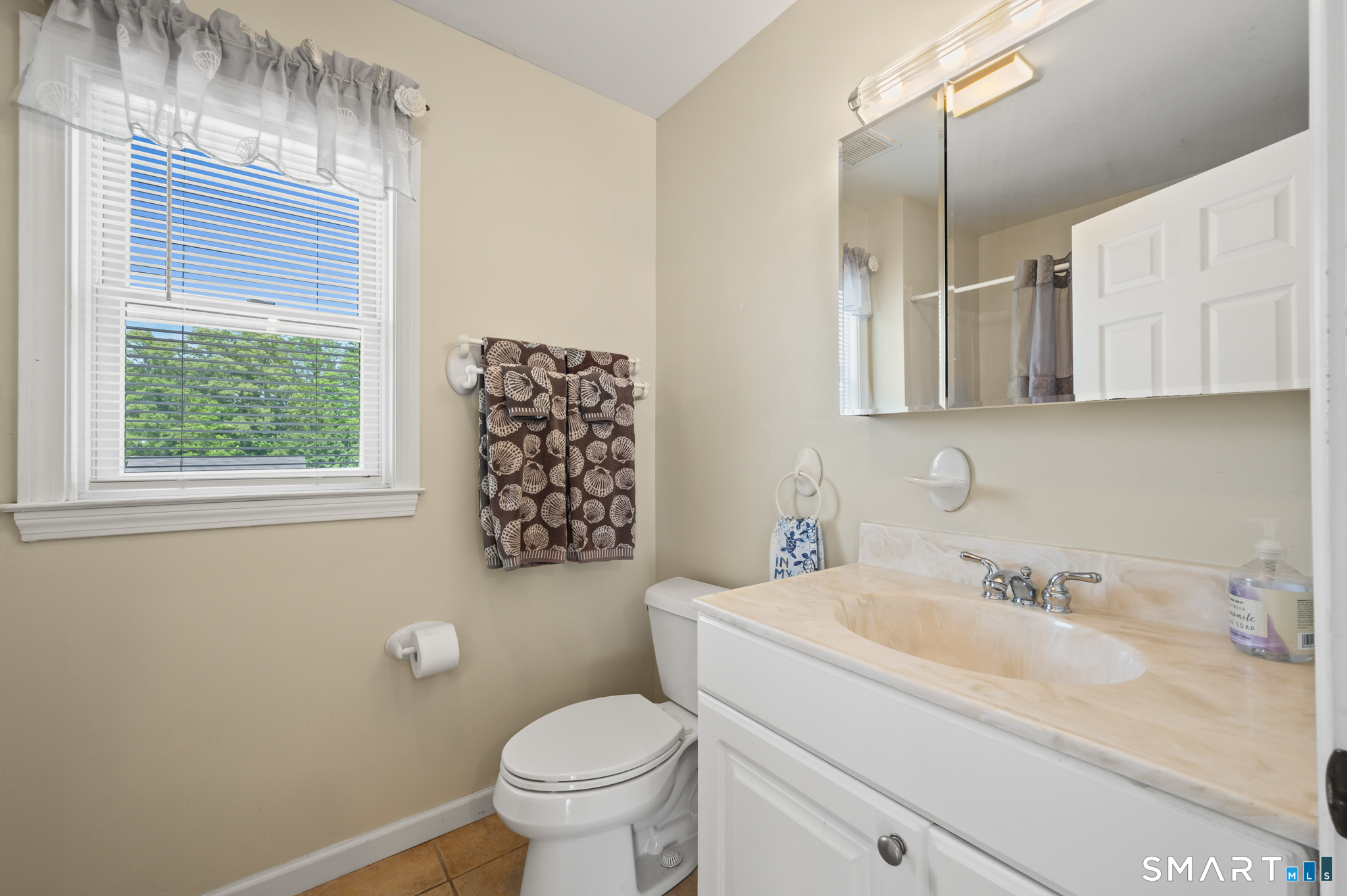 5 Old Town Highway East Haven CT 06512
