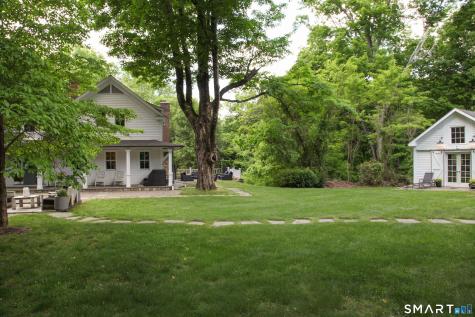 159 Newtown Turnpike Weston CT 06883