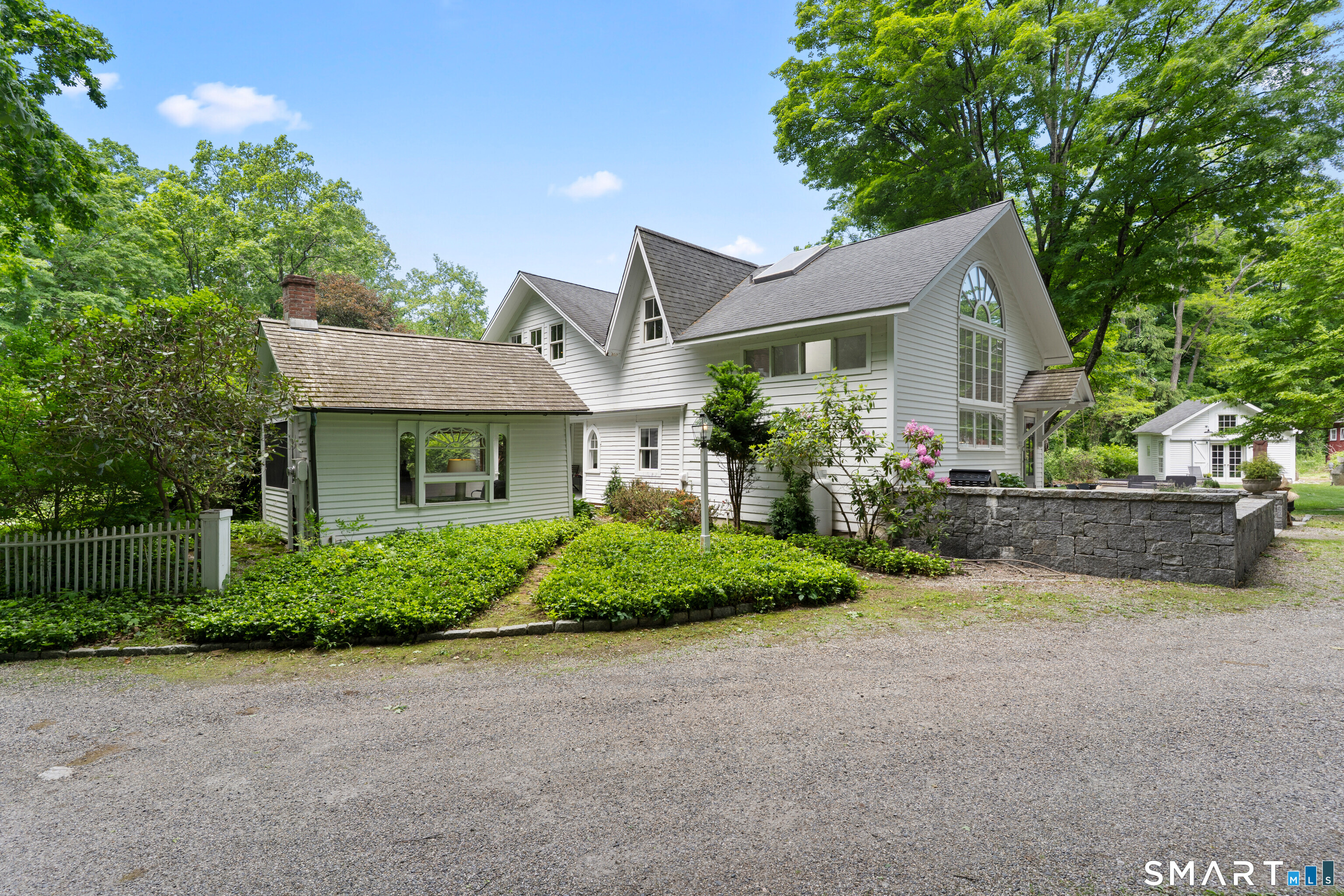 159 Newtown Turnpike Weston CT 06883