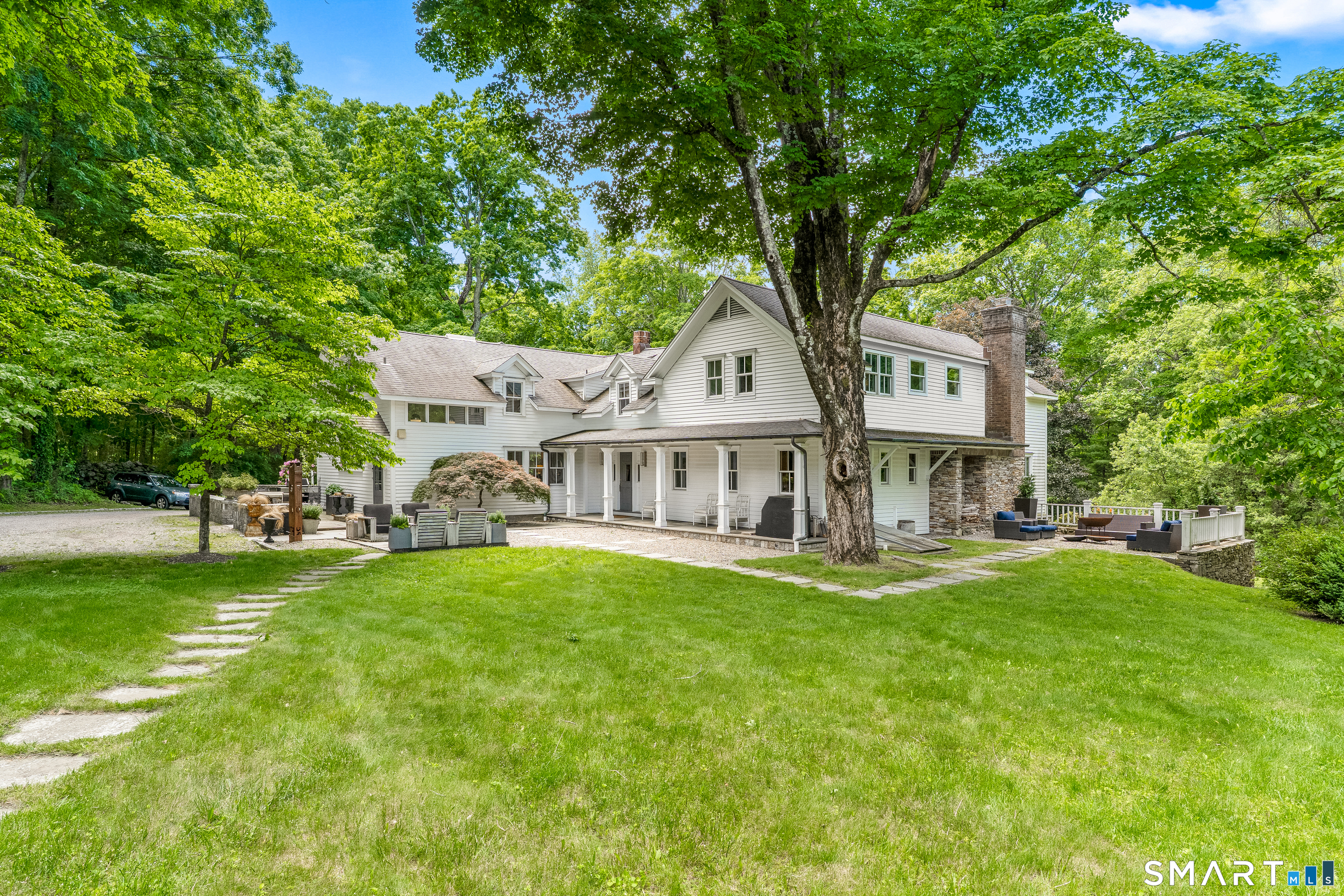 159 Newtown Turnpike Weston CT 06883