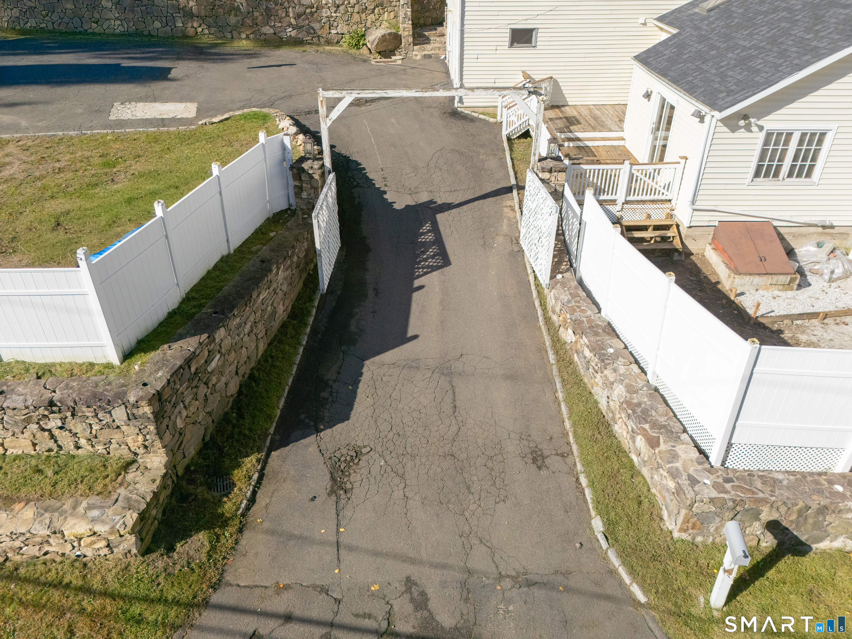 19 Mountainville Road Danbury CT 06810
