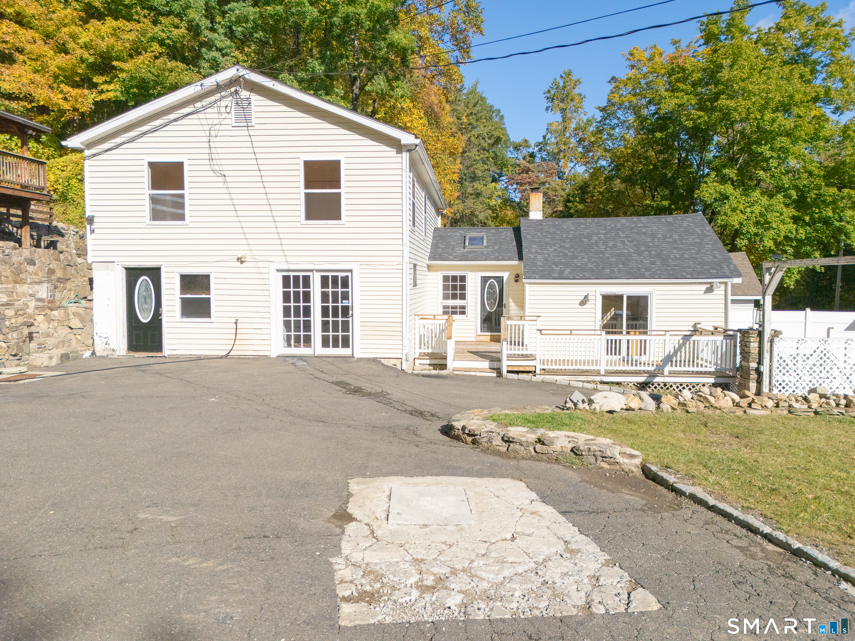 19 Mountainville Road Danbury CT 06810