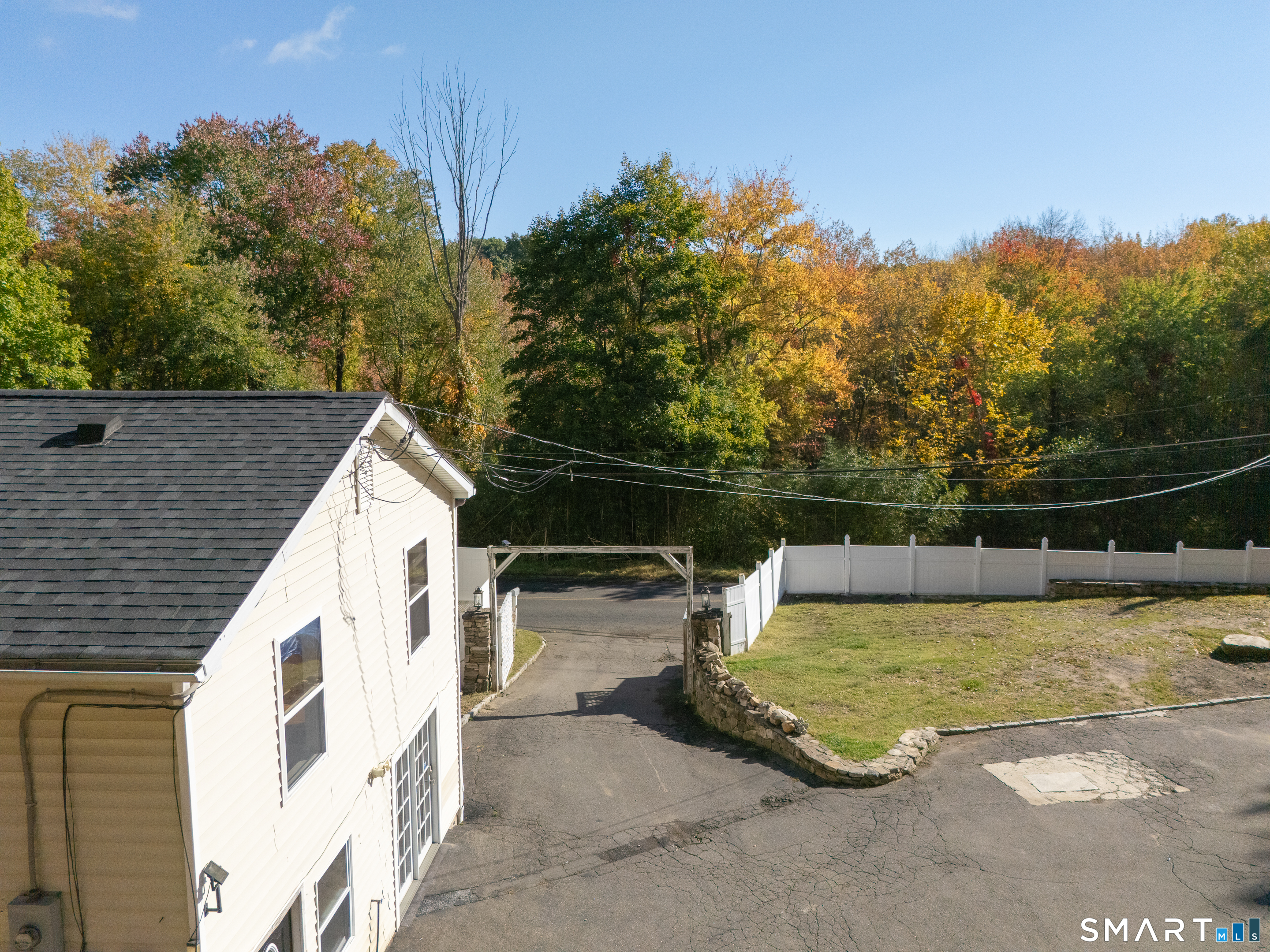19 Mountainville Road Danbury CT 06810