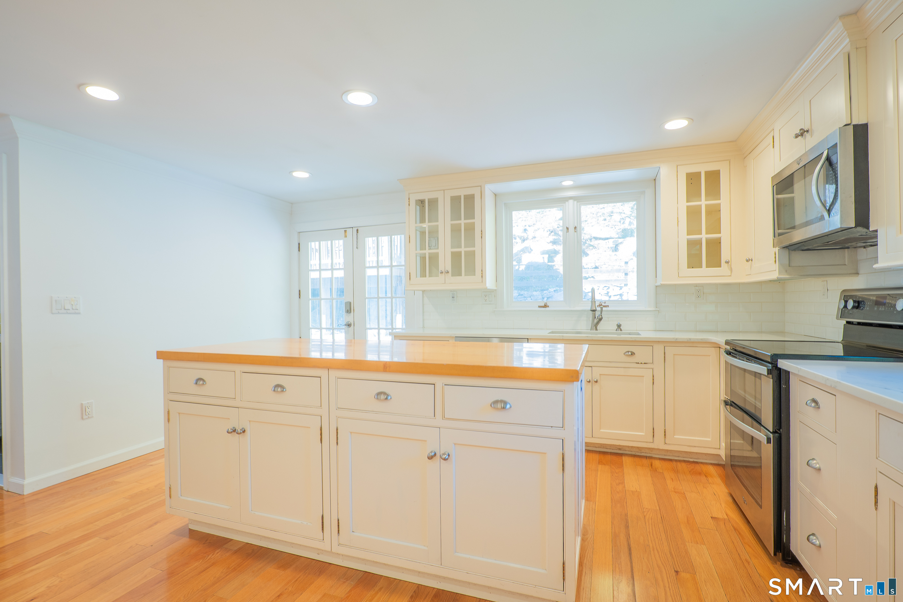 19 Mountainville Road Danbury CT 06810