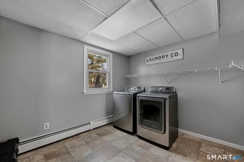 3 Grand Place Newtown CT 06470