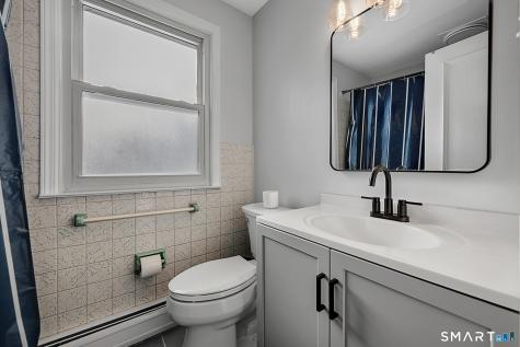 3 Grand Place Newtown CT 06470