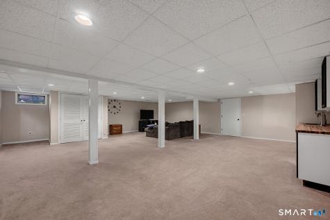 3 Grand Place Newtown CT 06470