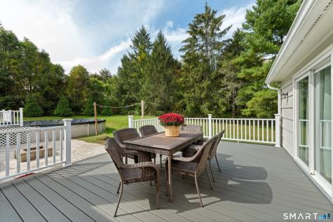 3 Grand Place Newtown CT 06470