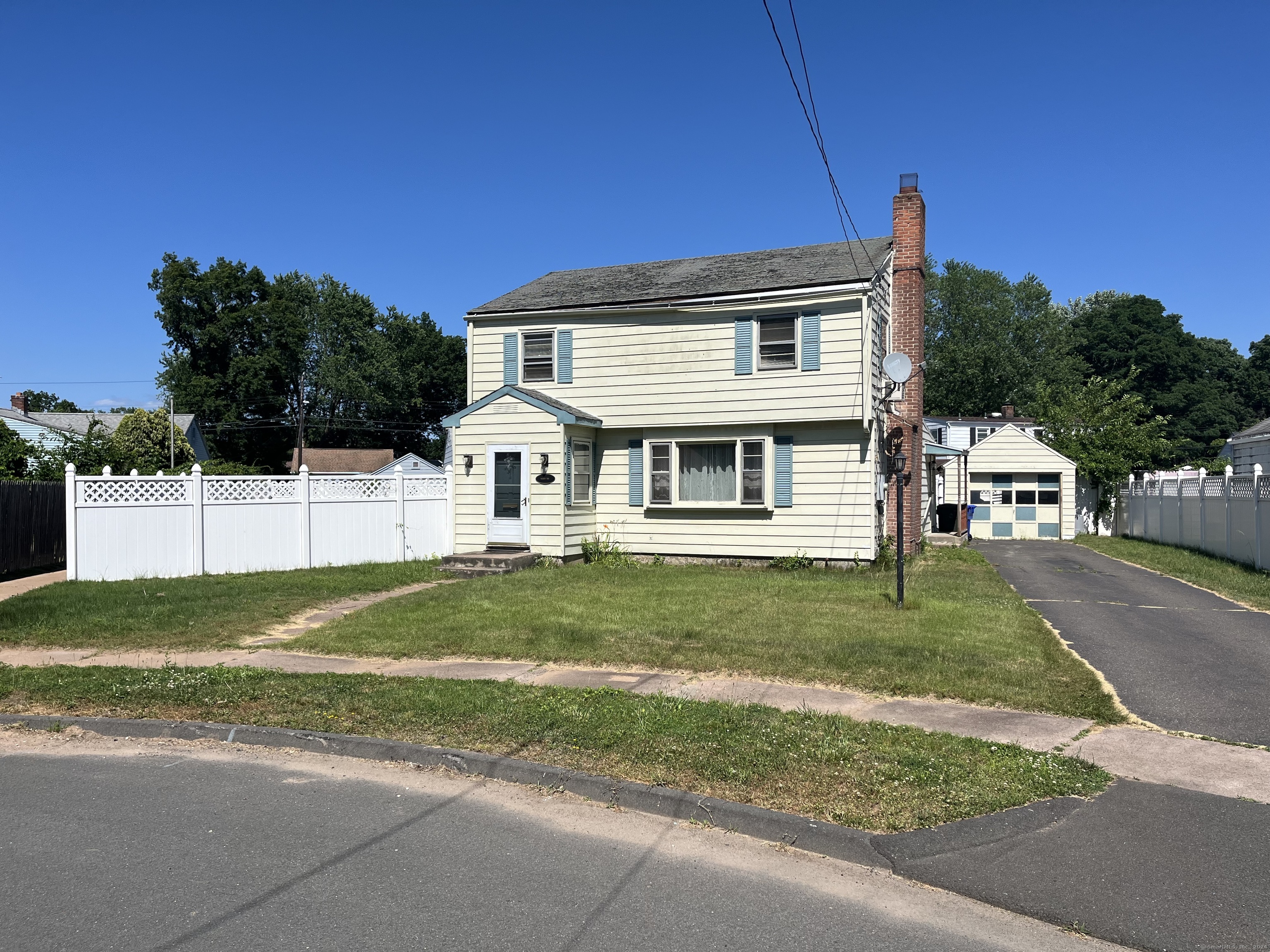 22 Martin Circle East Hartford CT 06118