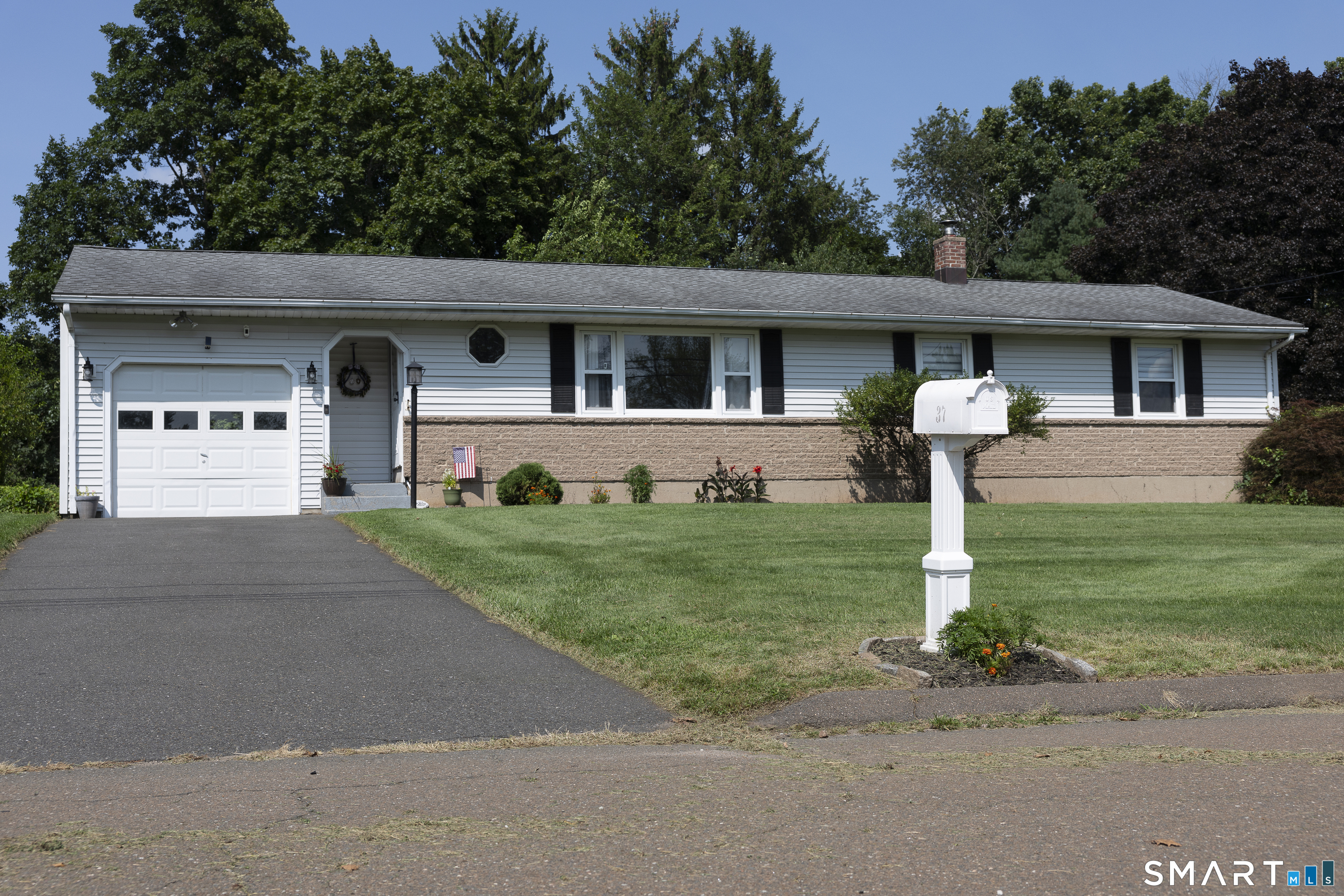 37 Johnson Road Wallingford CT 06492