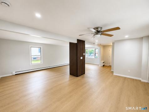 17 Pratte Avenue Norwich CT 06360