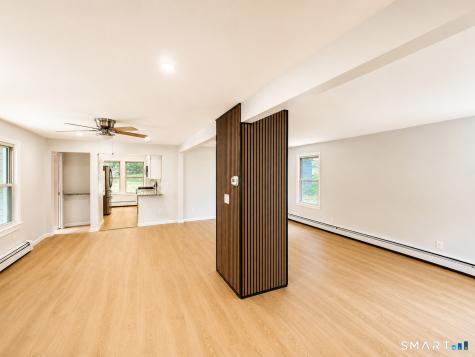 17 Pratte Avenue Norwich CT 06360