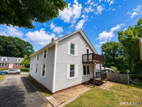 17 Pratte Avenue Norwich CT 06360