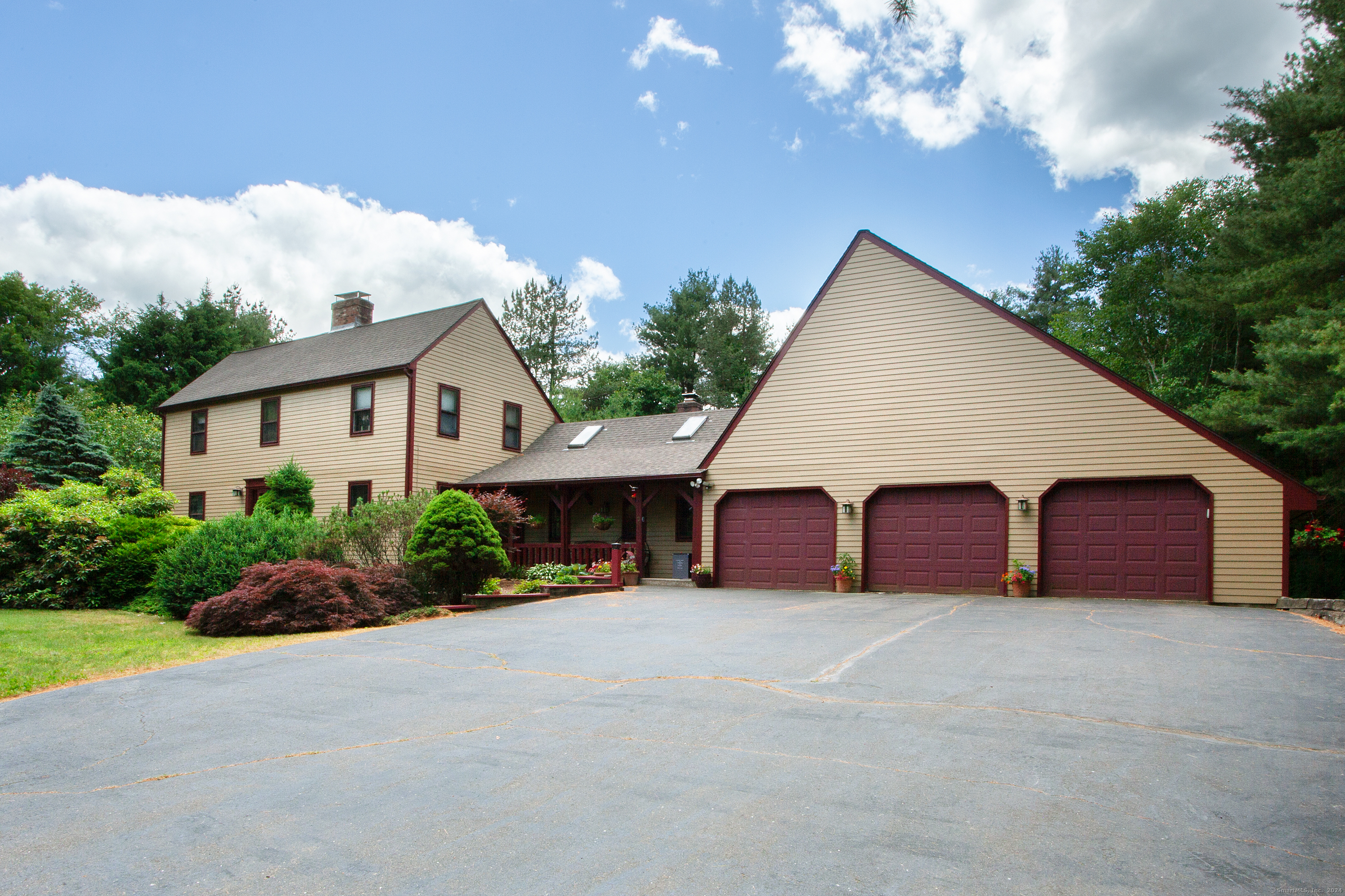 3 Hayfield Lane Granby CT 06035
