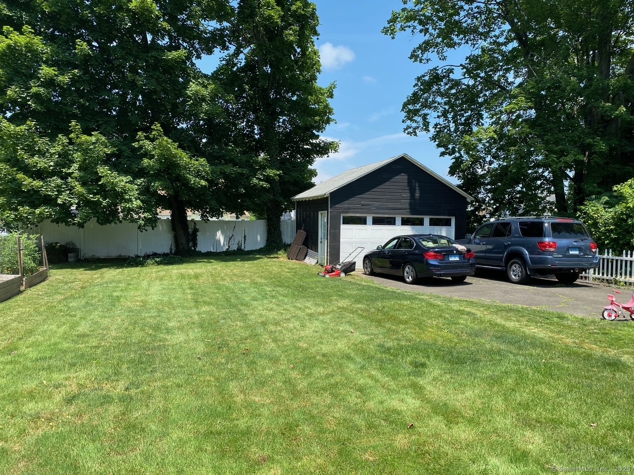 35 Stillwold Drive Wethersfield CT 06109