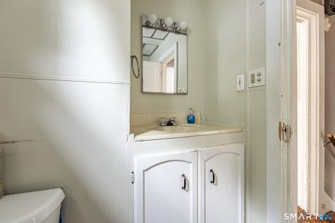 38 Happy Street Norwich CT 06360