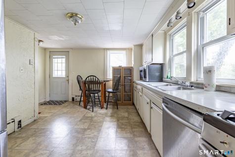 38 Happy Street Norwich CT 06360