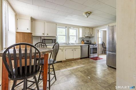 38 Happy Street Norwich CT 06360