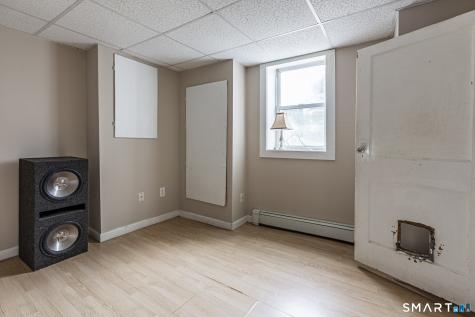 38 Happy Street Norwich CT 06360