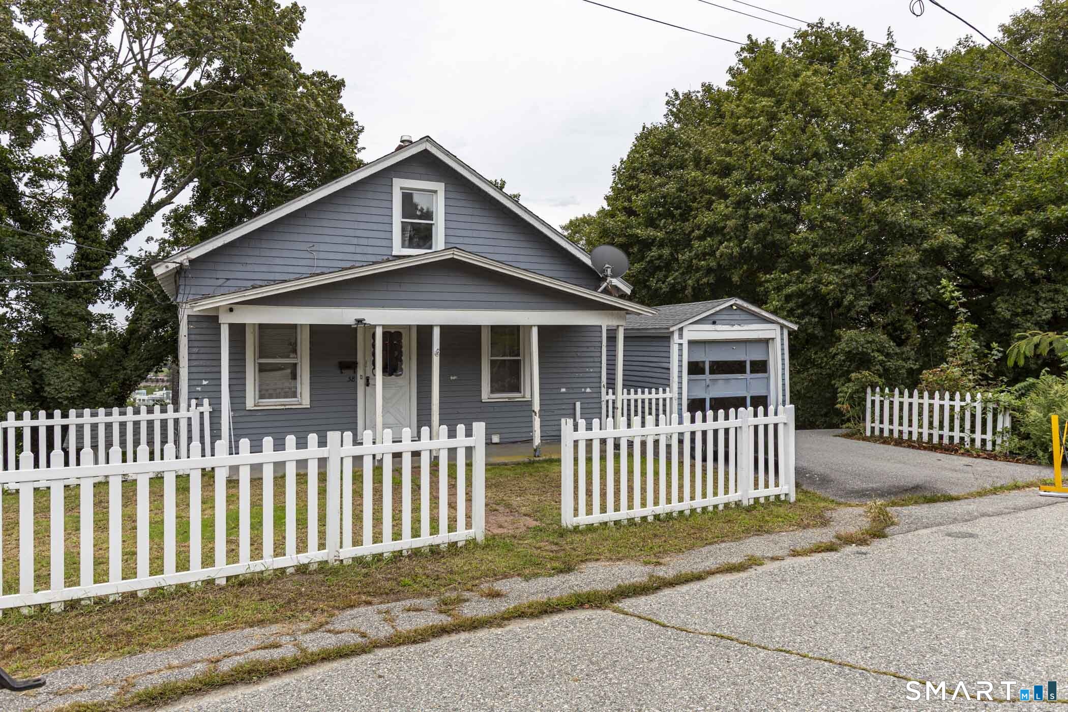 38 Happy Street Norwich CT 06360