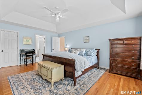 10 Harbourside Drive Suffield CT 06078