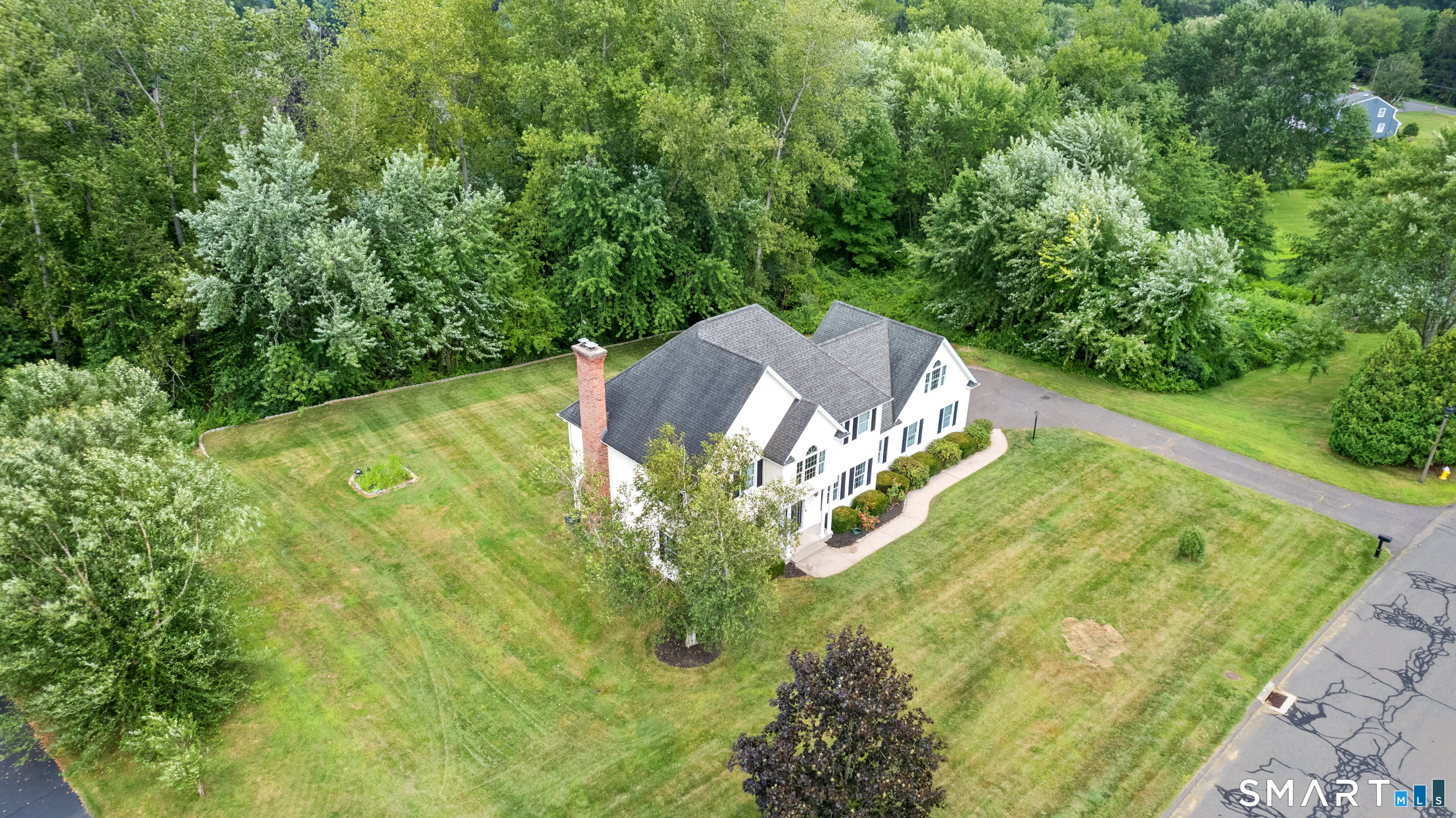 10 Harbourside Drive Suffield CT 06078