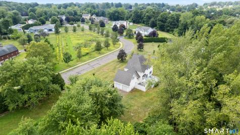 10 Harbourside Drive Suffield CT 06078