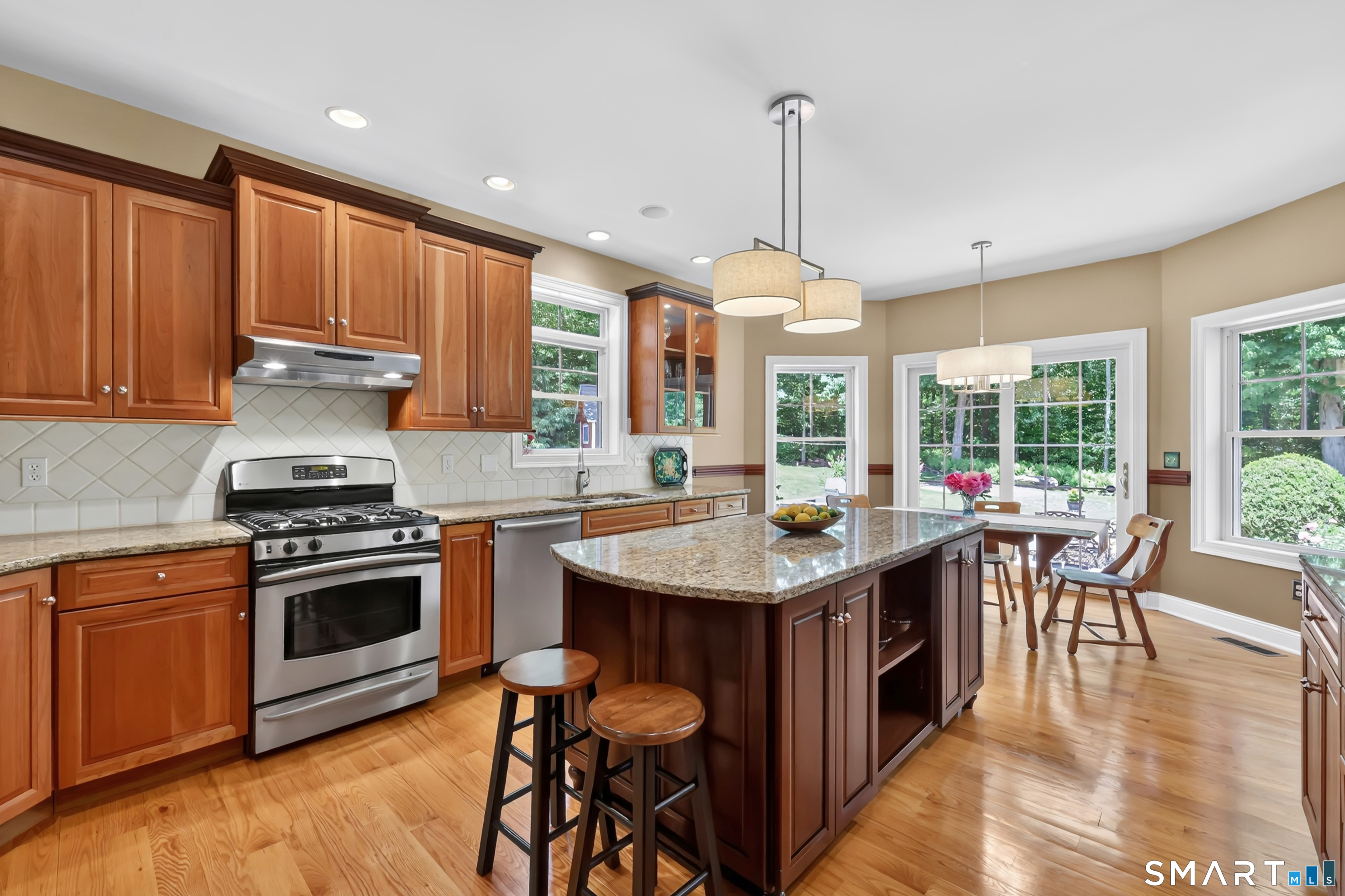 10 Merrit Woods Burlington CT 06013