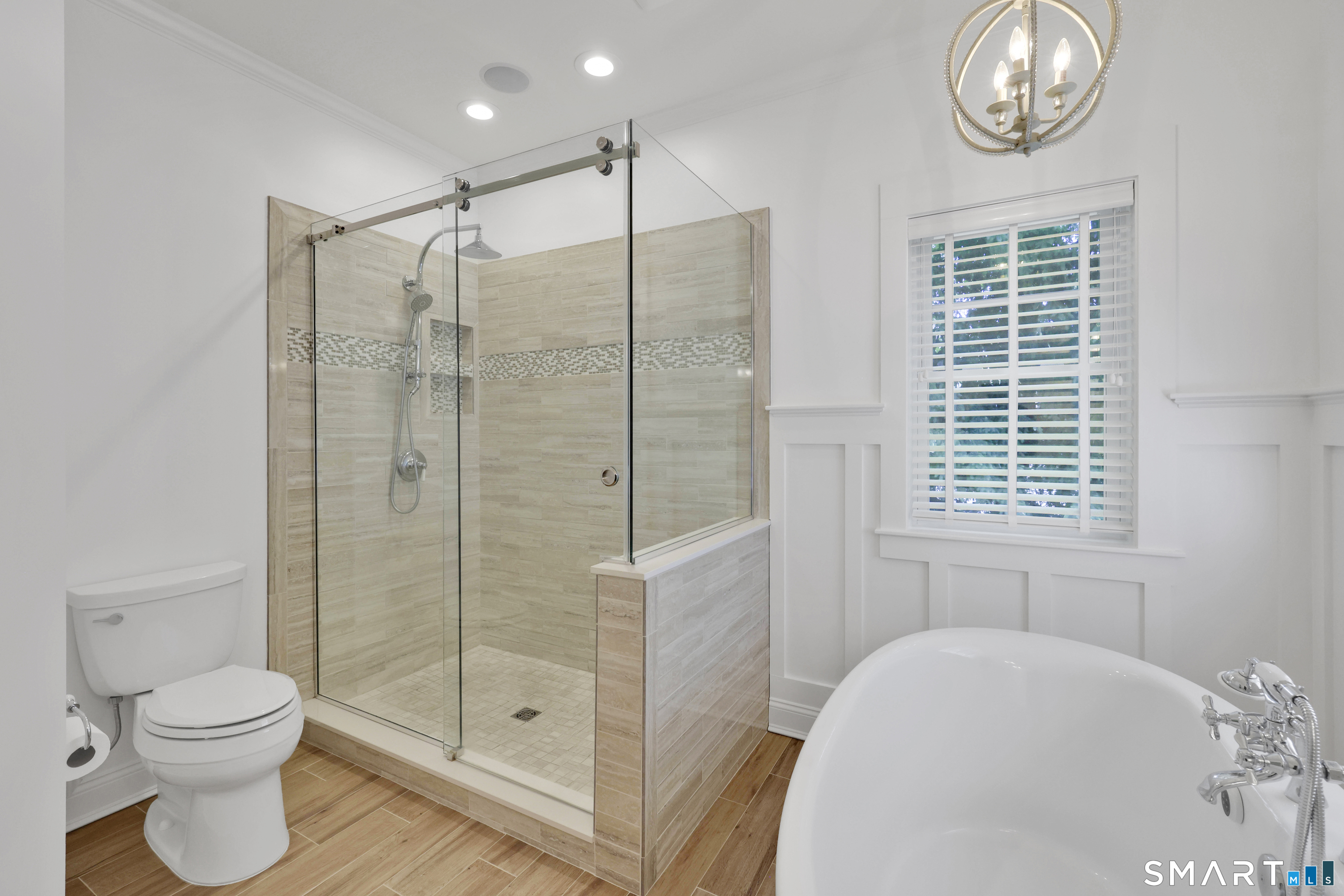 10 Merrit Woods Burlington CT 06013