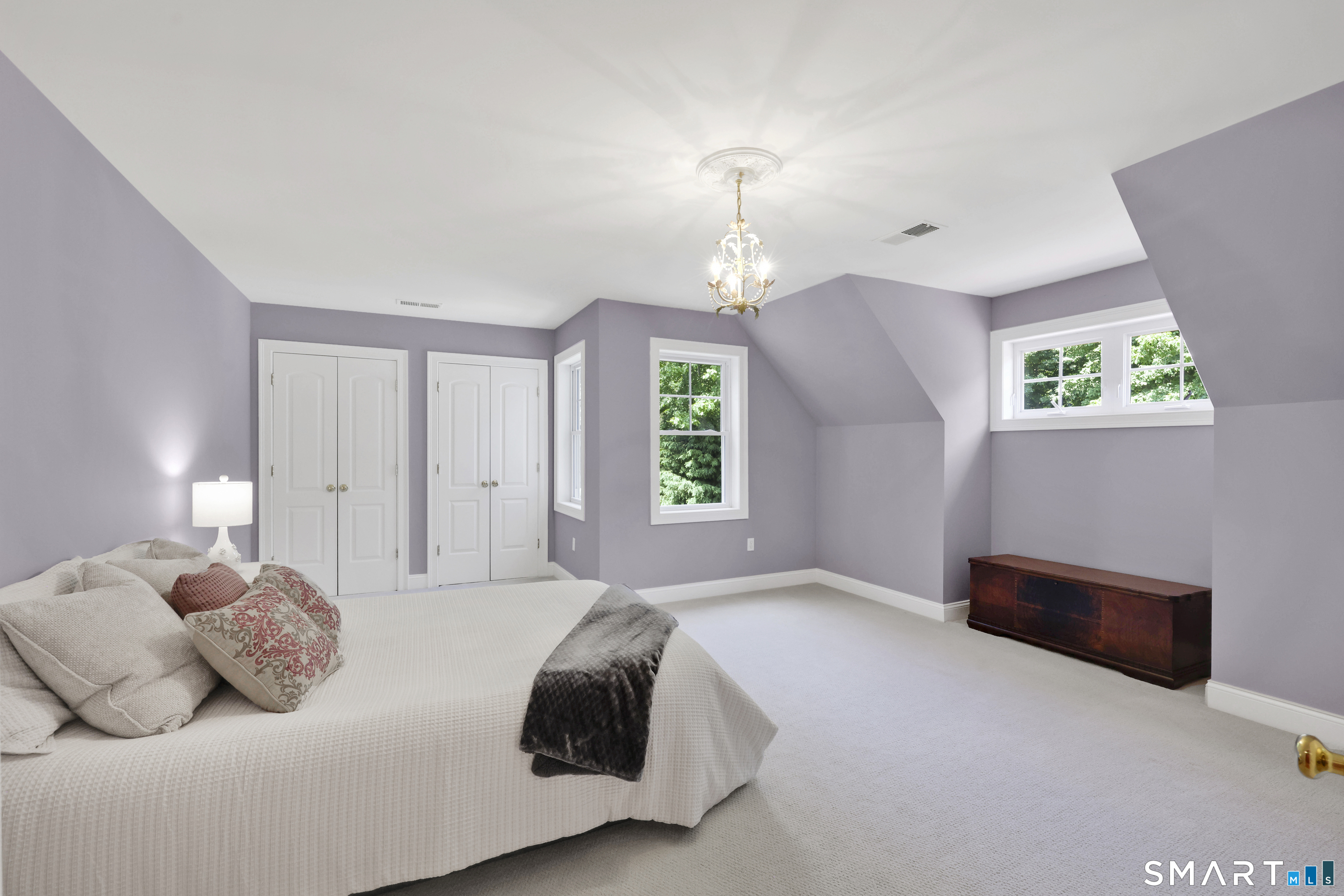 10 Merrit Woods Burlington CT 06013