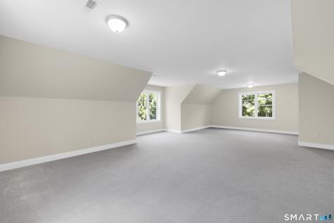 10 Merrit Woods Burlington CT 06013