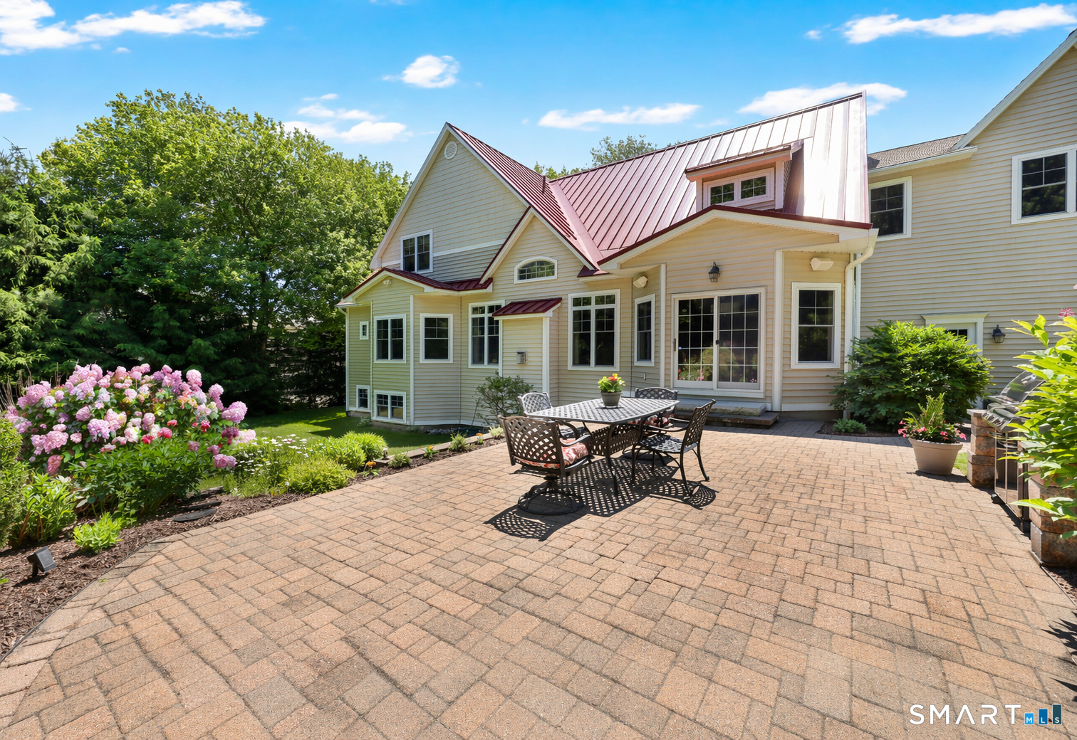 10 Merrit Woods Burlington CT 06013