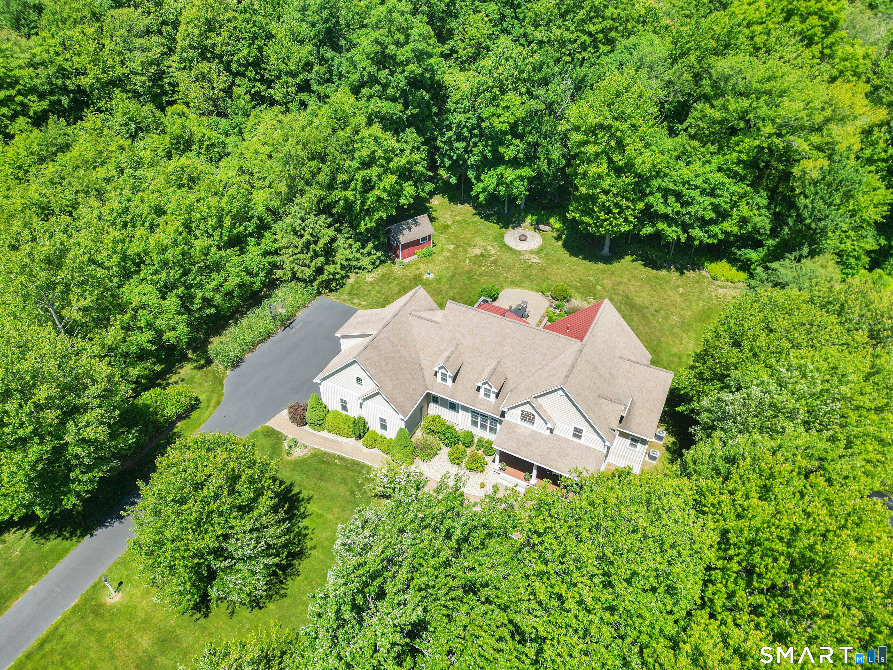 10 Merrit Woods Burlington CT 06013