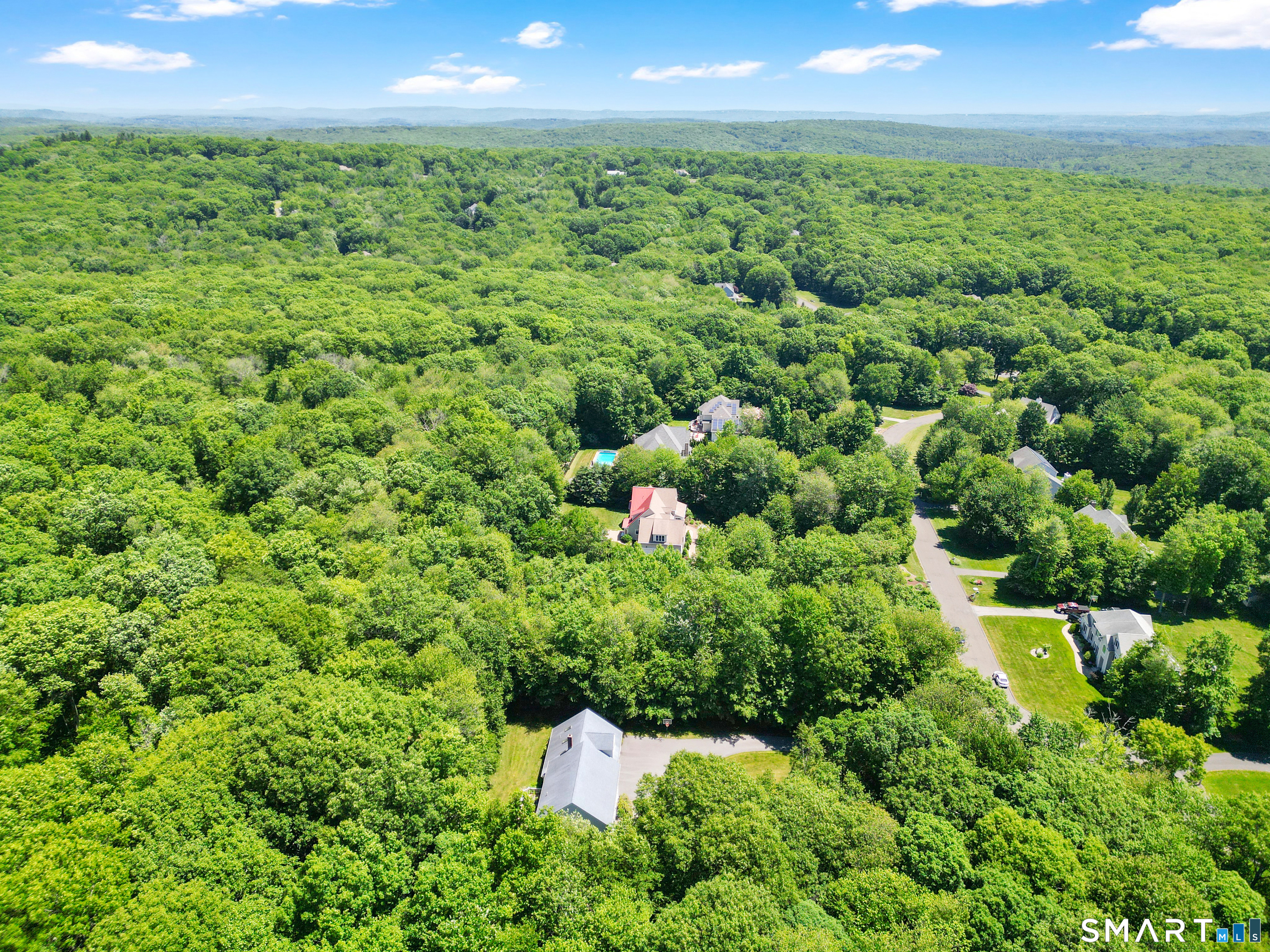10 Merrit Woods Burlington CT 06013