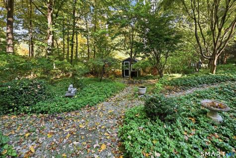 5 Hickory Lane New Milford CT 06776