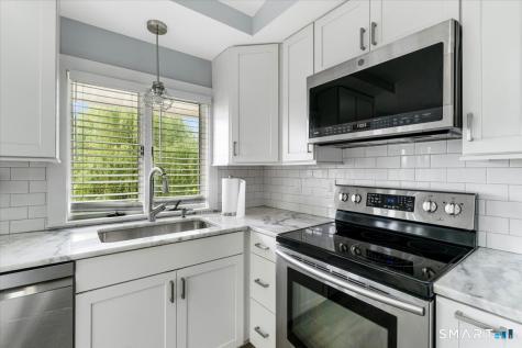 4 Candlewood Birches Brookfield CT 06804