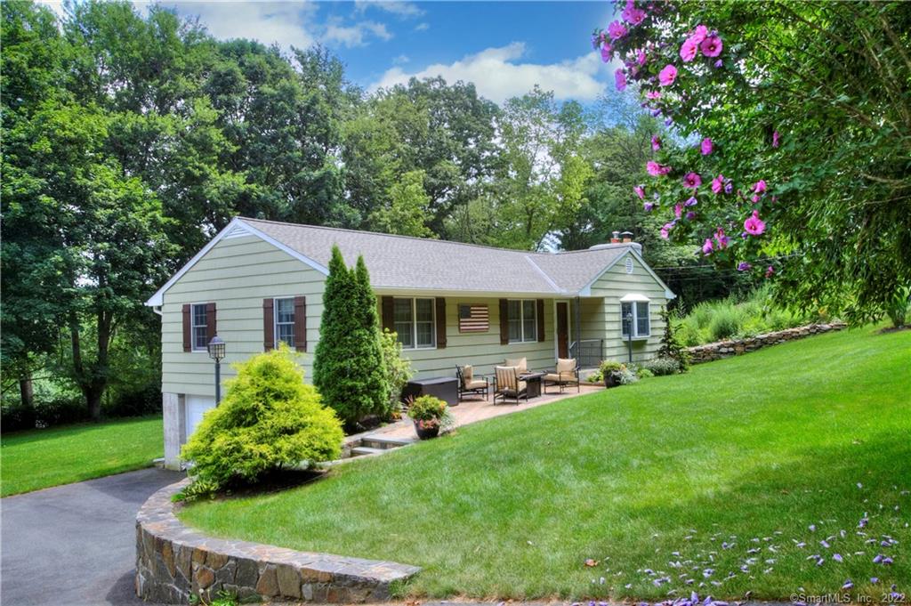 11 Valley View Road Trumbull CT 06611
