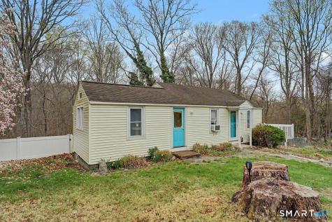 70 Browns Lane Old Lyme CT 06371
