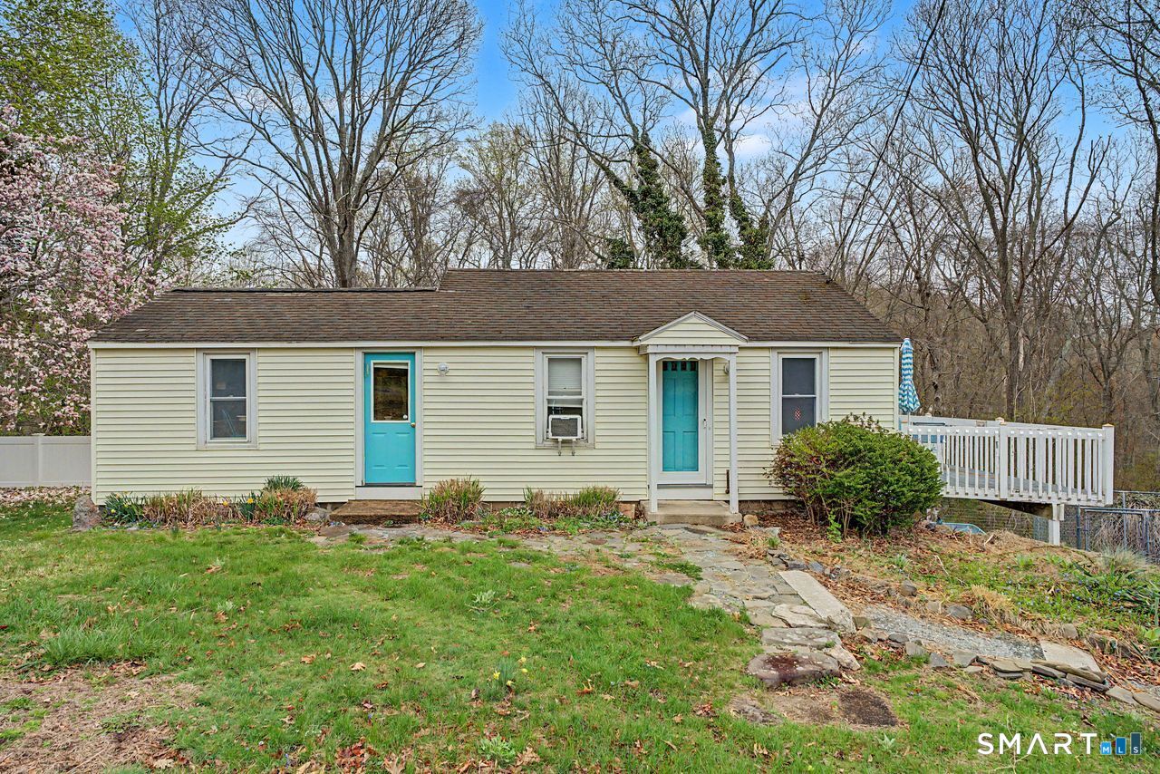 70 Browns Lane Old Lyme CT 06371