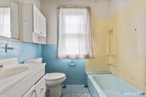 663 White Plains Road Trumbull CT 06611