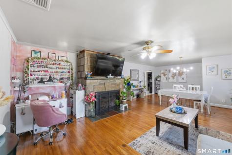 4 Francis Road Danbury CT 06810