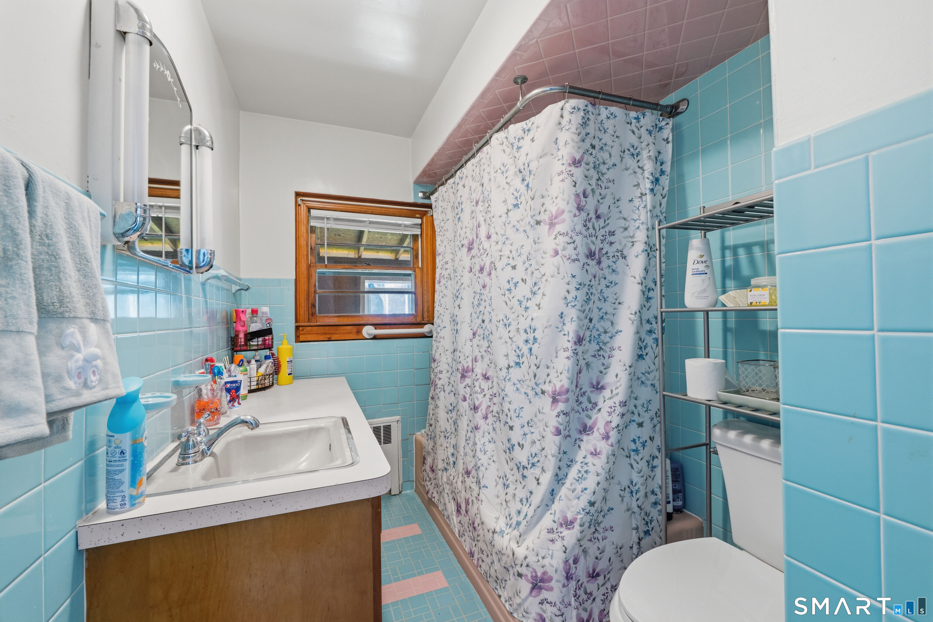 4 Francis Road Danbury CT 06810