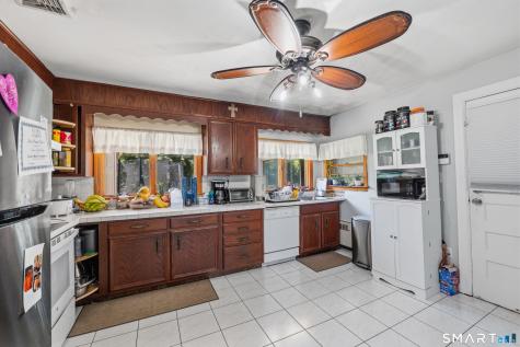 4 Francis Road Danbury CT 06810