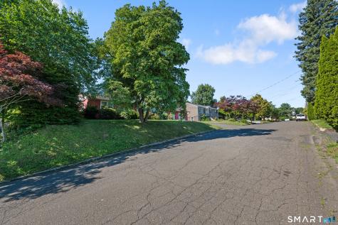 4 Francis Road Danbury CT 06810