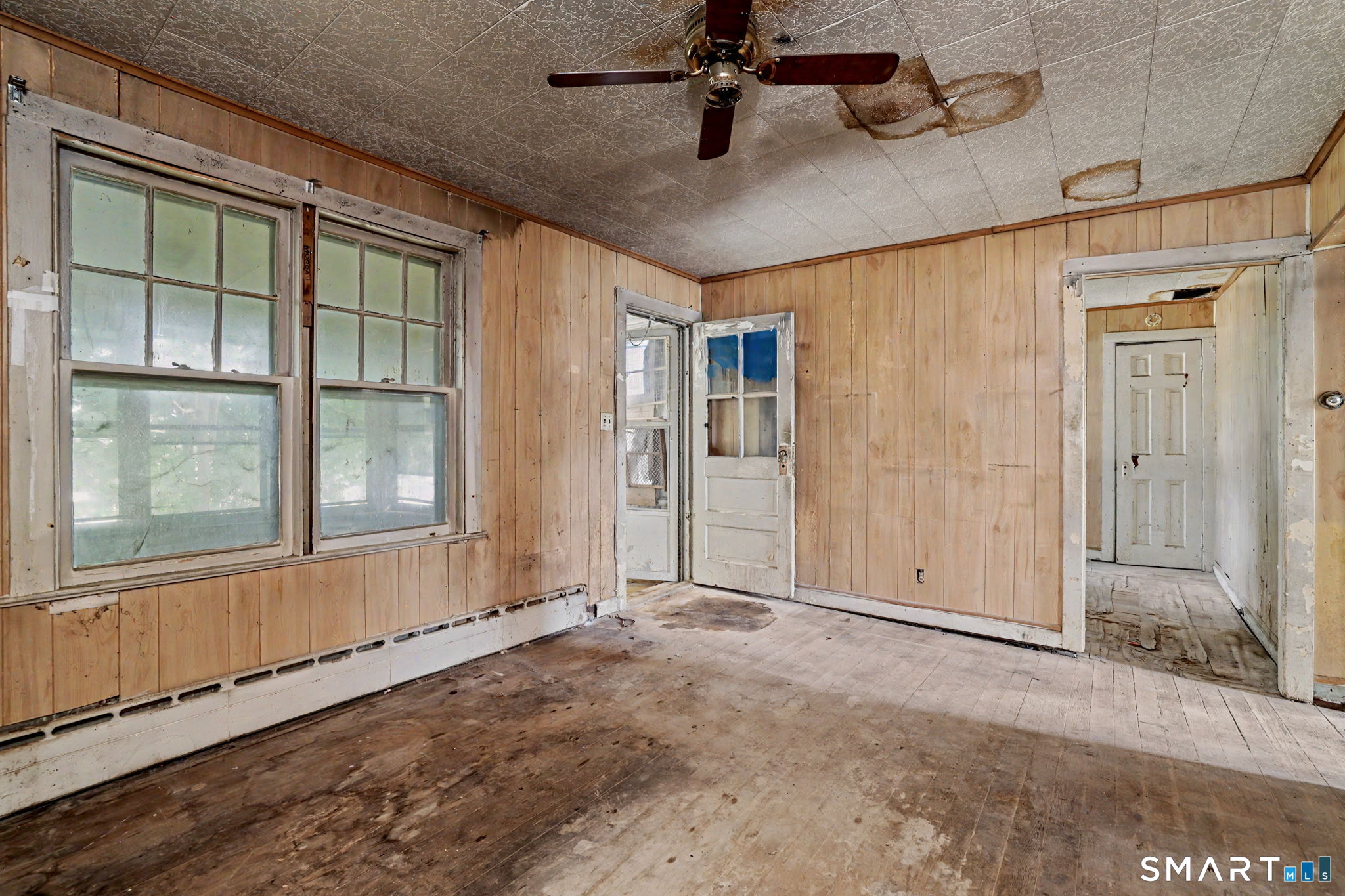 392 Hill Street Waterbury CT 06704