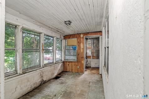 392 Hill Street Waterbury CT 06704