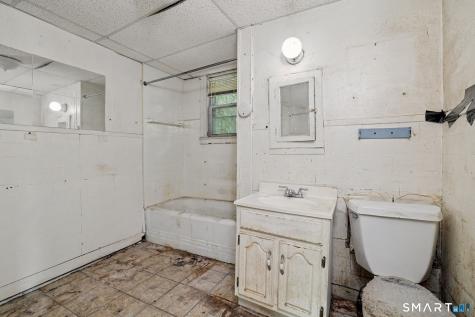 392 Hill Street Waterbury CT 06704