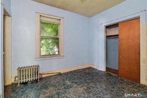 392 Hill Street Waterbury CT 06704