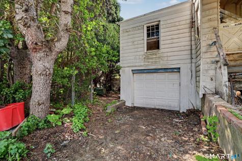 392 Hill Street Waterbury CT 06704