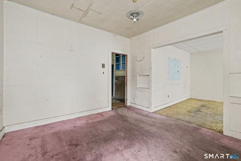 392 Hill Street Waterbury CT 06704